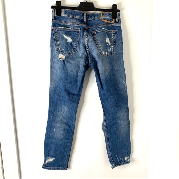 Zara Ripped Relaxed Fit Jeans - Picture 10 of 11